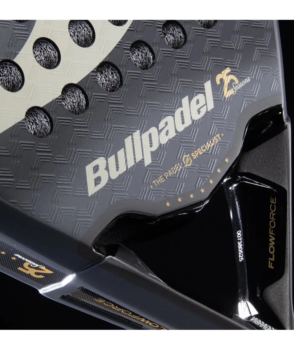 Bullpadel PALA FLOW LEGEND