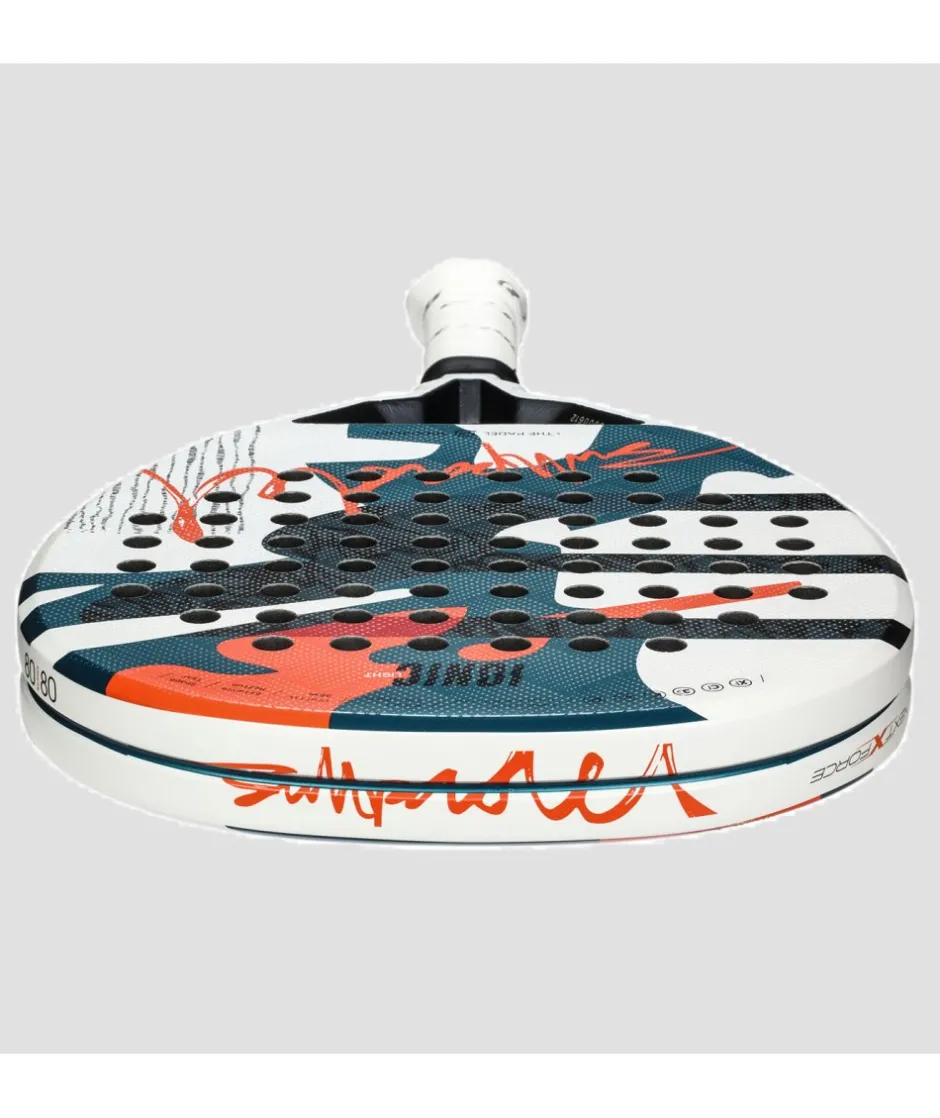 Online Bullpadel PALA IONIC LIGHT 25